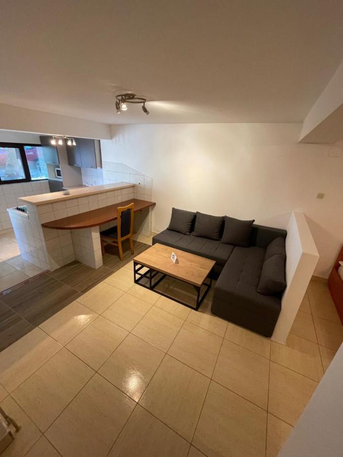 Apartment Victoria Stara Baska Exterior photo